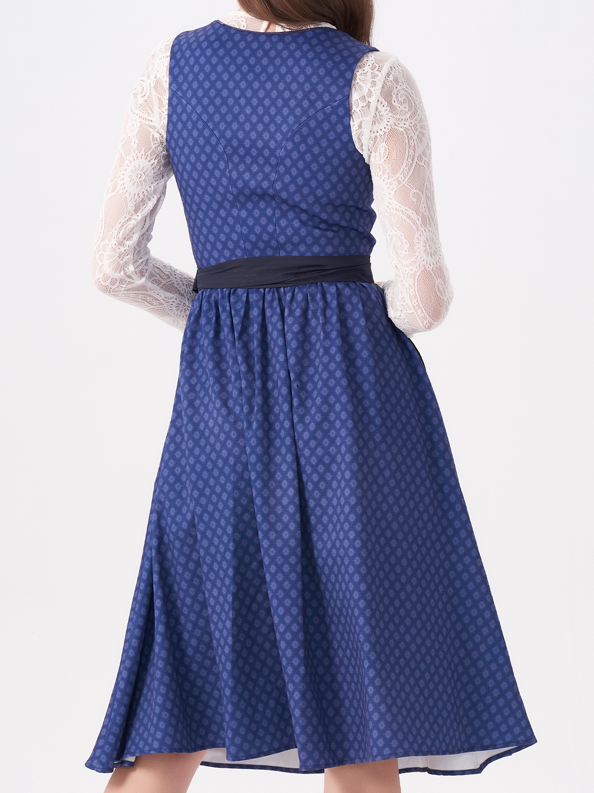 Modernes Dirndl in Blau