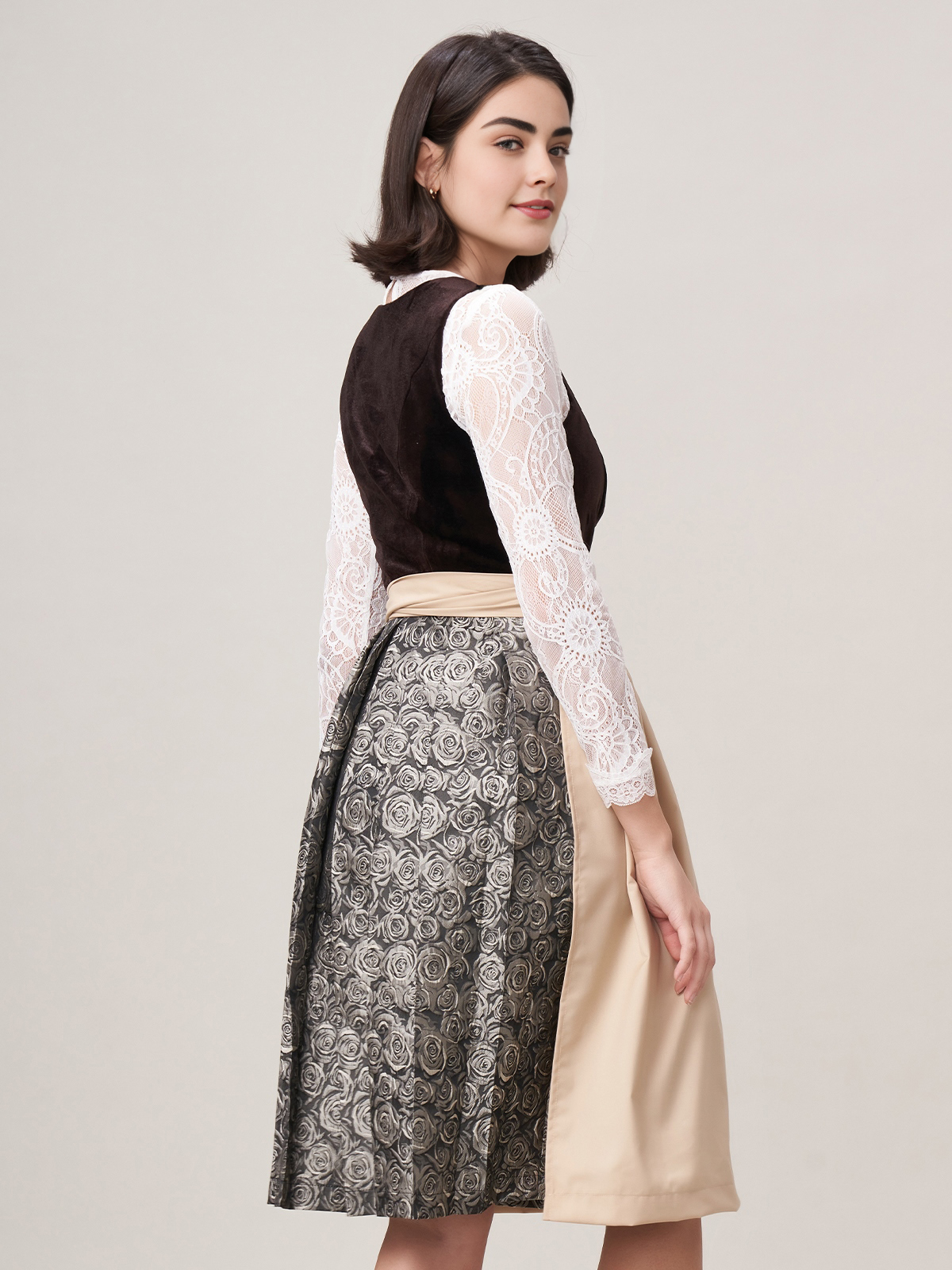 Elegantes Rosen Dirndl in Braun