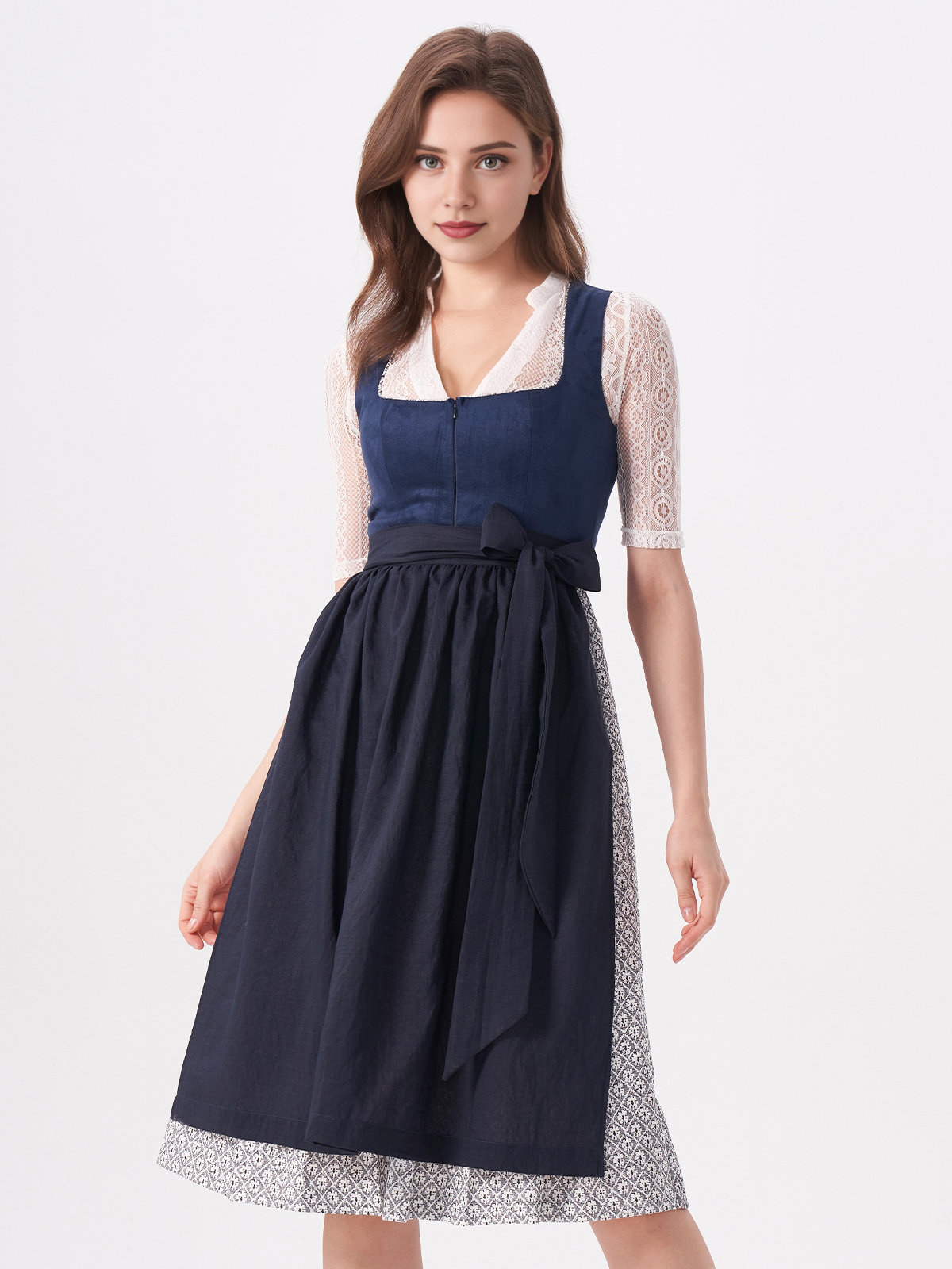 Modernes Dirndl in Blau