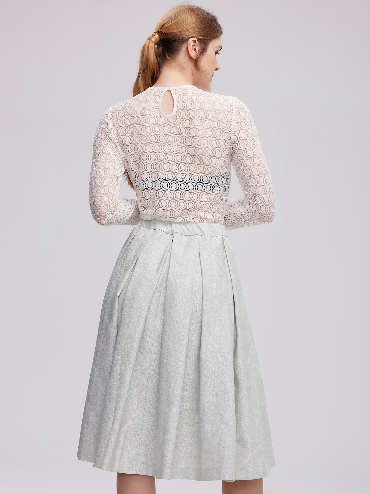 Traditionelles Dirndl in modernem Design