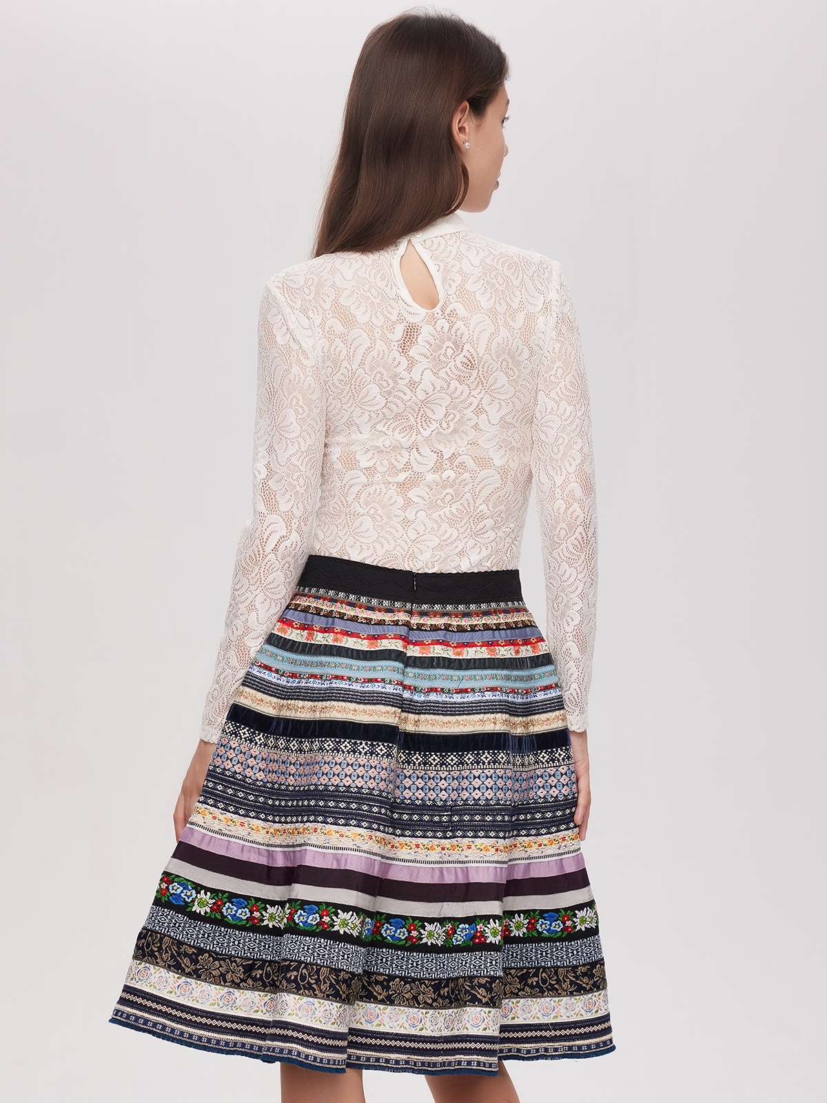 Dirndl Blau – Eleganz und Tradition