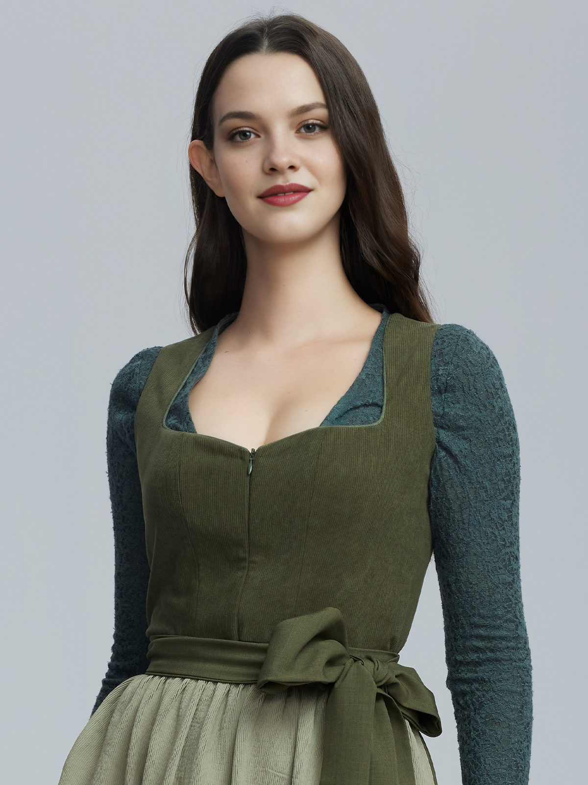 Dirndl Dunkelrot mit elegantem Schnitt