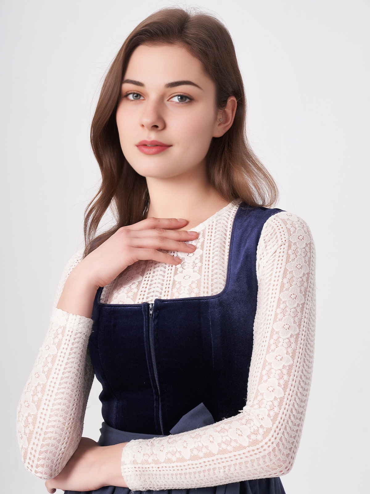 Modernes Dirndl in Blau