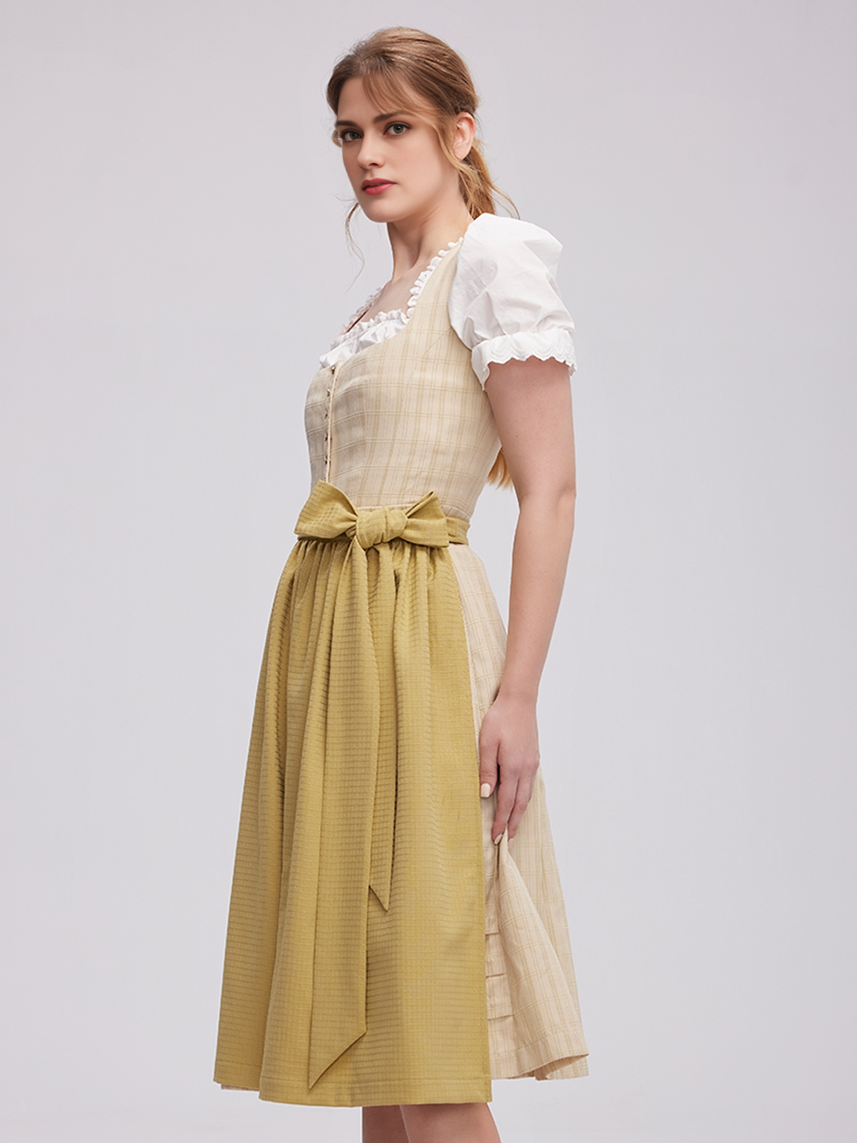 Dirndl in Grün